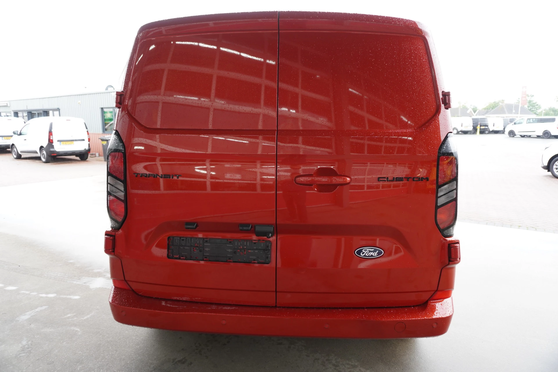 Ford Transit Custom 2024 - 320L 2.0 TDCI 136PK L2H1 Limited Bild 6