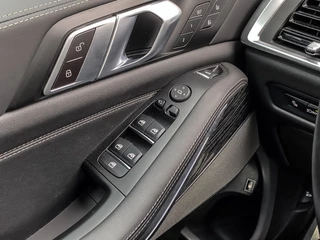 BMW X5 2023 - xDrive50e 490PK Automaat High Executive M-Sport image 51