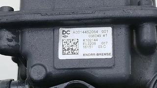 Knorr-Bremse N/A - Compressed Air System Luchtdroger unit MB MP4 obrazek 2