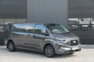 Ford Transit Custom 2024 - 320 2.0 TDCI L2H1 Limited 136pk - Trekhaak - Cruise - Stoelverwarming - Keyless - LED - Rijklaar image 2 thumbnail