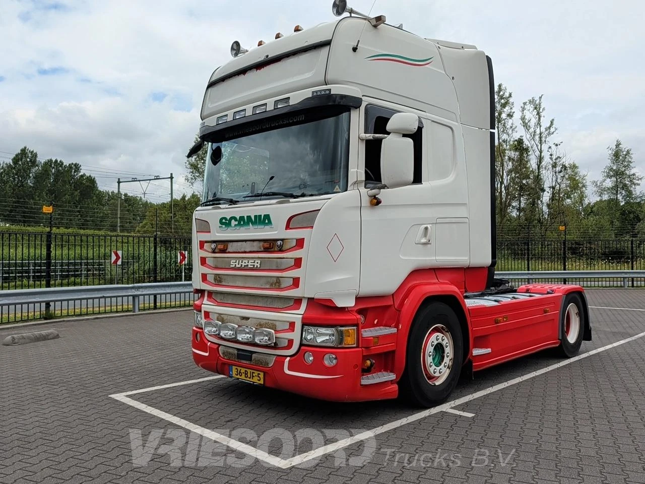 Scania R 2017 - R450 4x2 Retarder Side skirt afbeelding 1