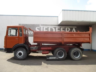 MAN 26.321 1980 - 6x4 , 3 way tipper , ZF Manual , Spring suspension bild 9