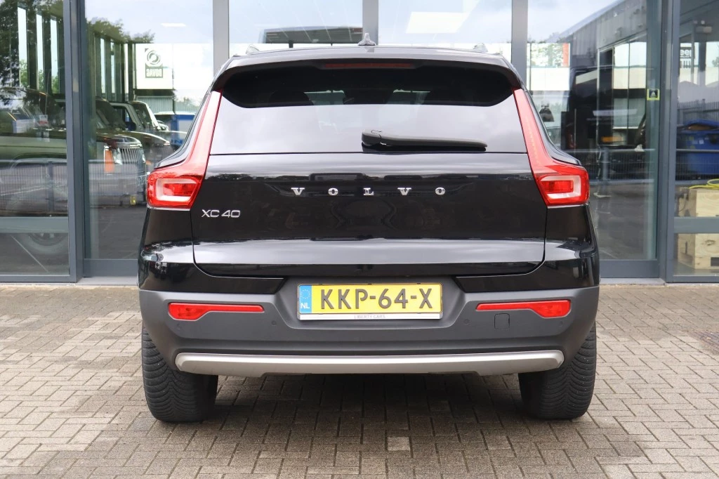 Volvo XC40 2022 - 1.5 T3 Automaat INSCRIPTION / Leder / Trekhaak 1600 KG afbeelding 17