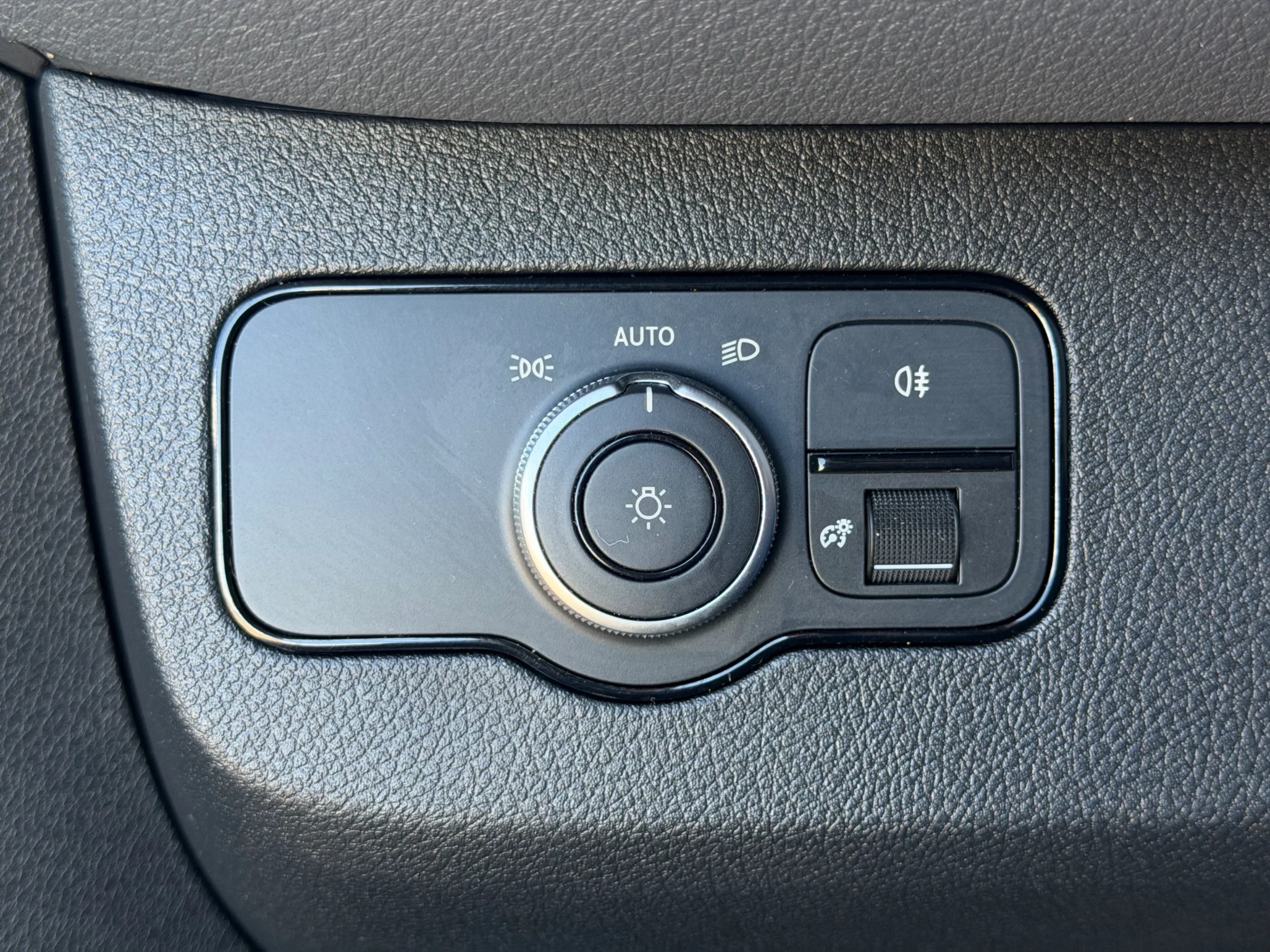 Mercedes-Benz Sprinter 2023 - 319CDI L2H1 Automaat Airco Navi Cruisecontrol Trekhaak obrázek 15