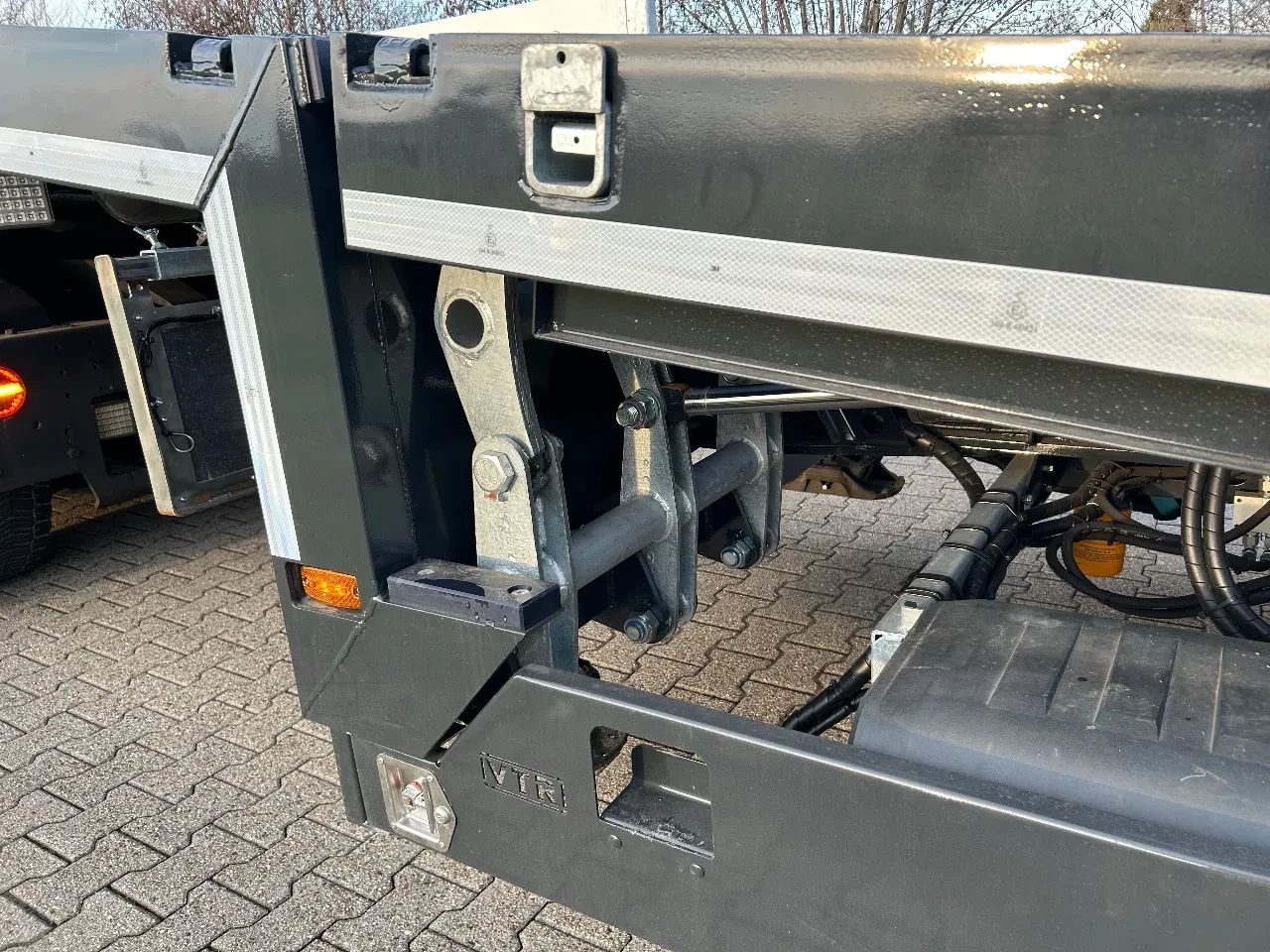 VTR 2026 - MACHINE LOADER | BRIDGE | DOUBLE RAMPS | ALL STEERING obrázek 23