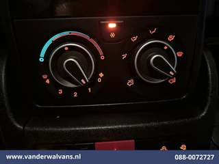 Peugeot Boxer 2022 - 2.2 BlueHDi 141pk Bakwagen 436cm Lang Laadklep Euro6 Airco | Cruisecontrol | 1085kg laadvermogen afbeelding 6