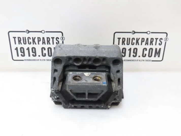 Mercedes-Benz - Engines & Parts Motorsteun MB afbeelding 1