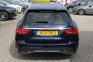 Mercedes-Benz C-Class 2020 - Estate 300e AUT9 AMG Line KEY-LESS GO COMAND CARPLAY image 6