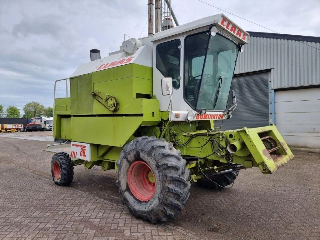 CLAAS Dominator 68s 1990 afbeelding 3