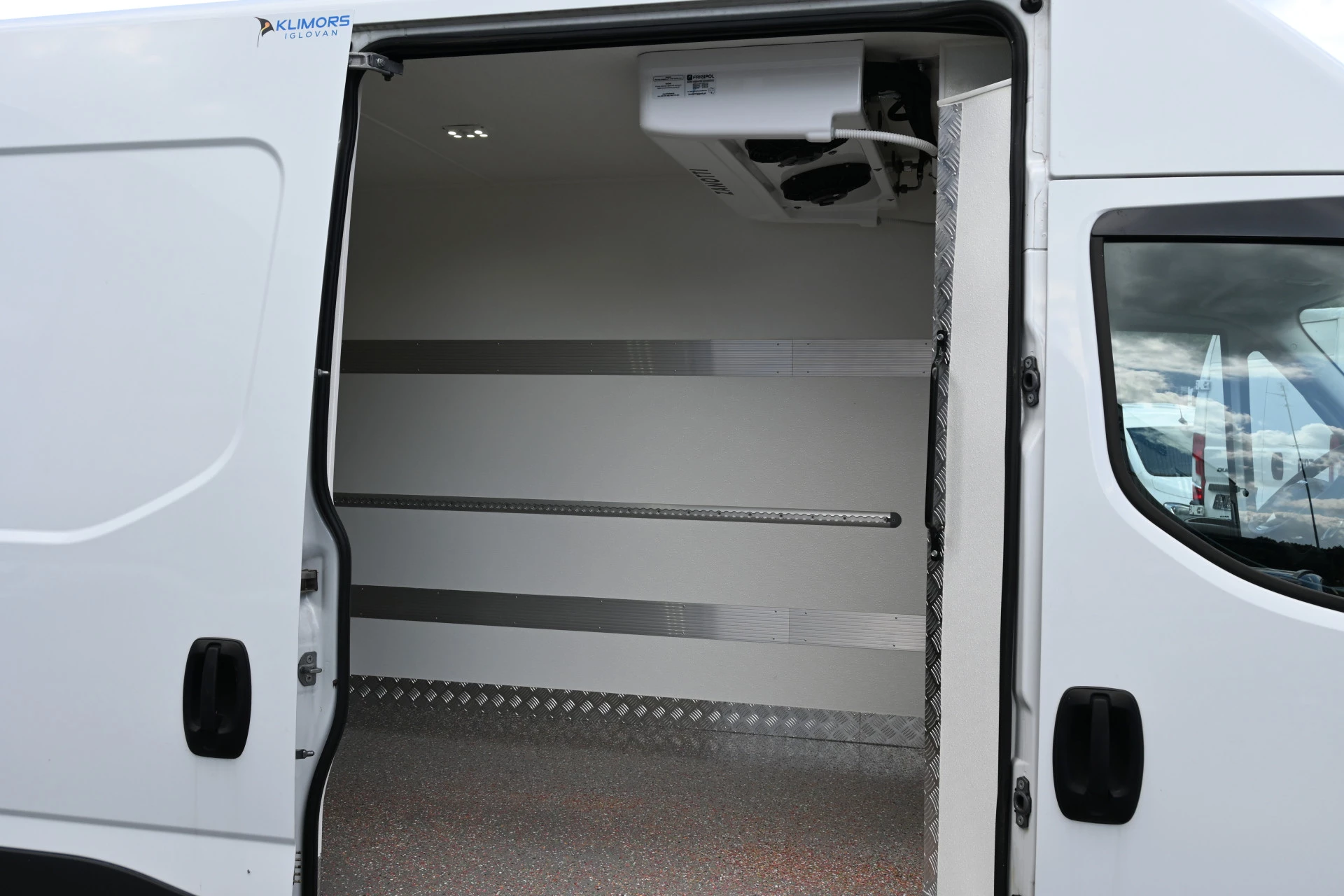 Iveco Daily 2023 - 35S18 3.0 L4H2 Koel vries wagen Bild 13
