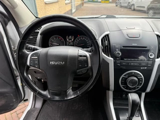 Isuzu D-Max 2020 - 1.9 AWD Extented LS Dubbel Cabine Automaat 163pk NAP afbeelding 8