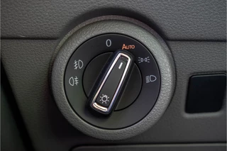 Volkswagen Transporter 2021 - T6.1 2.0 TDI BULLI | L1H1 | 150PK | LED | Automaat | Camera | Carplay | PDC | Trekhaak obrazek 27