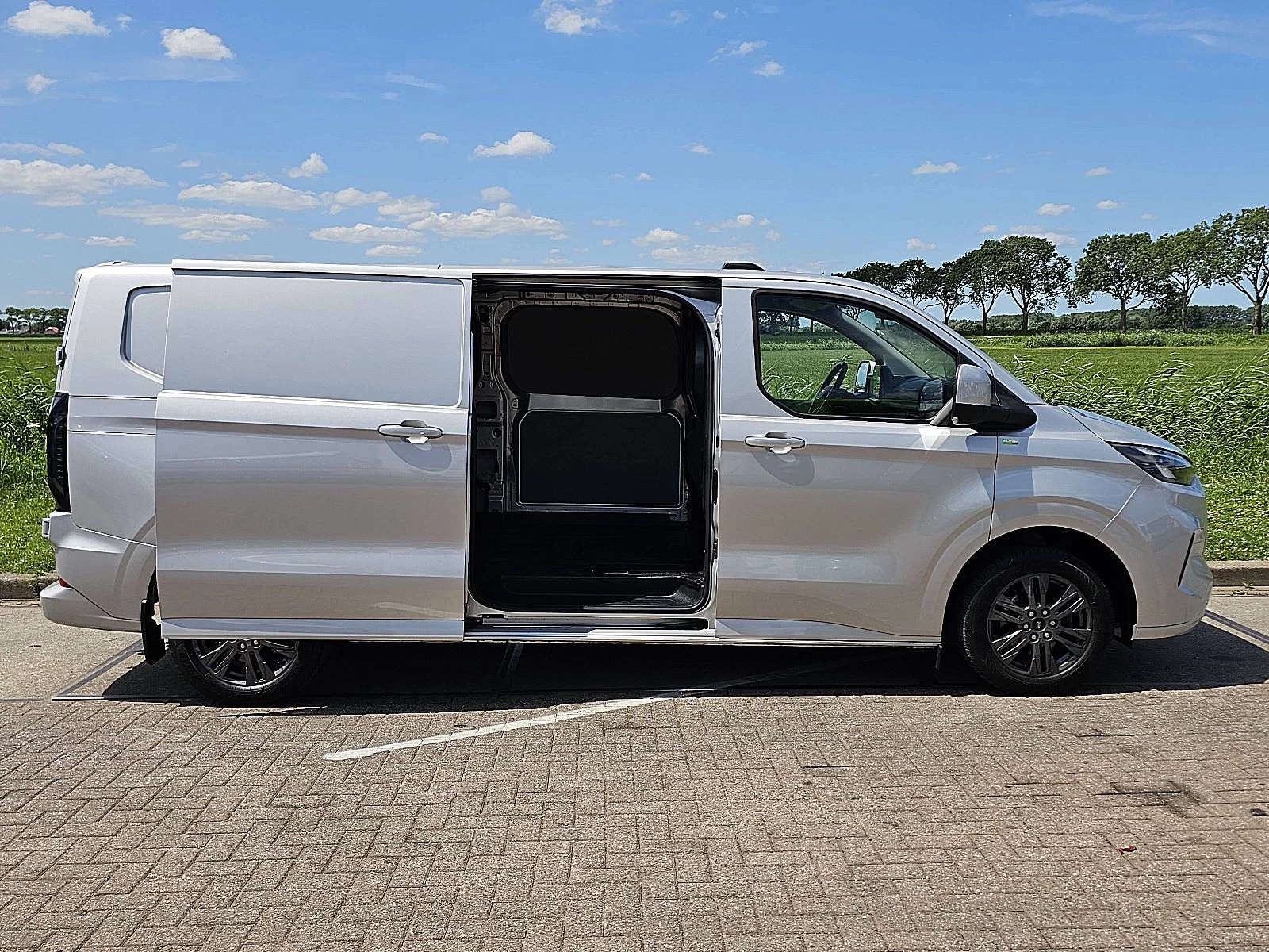 Ford Transit Custom 2024 - 2.0 Bild 12