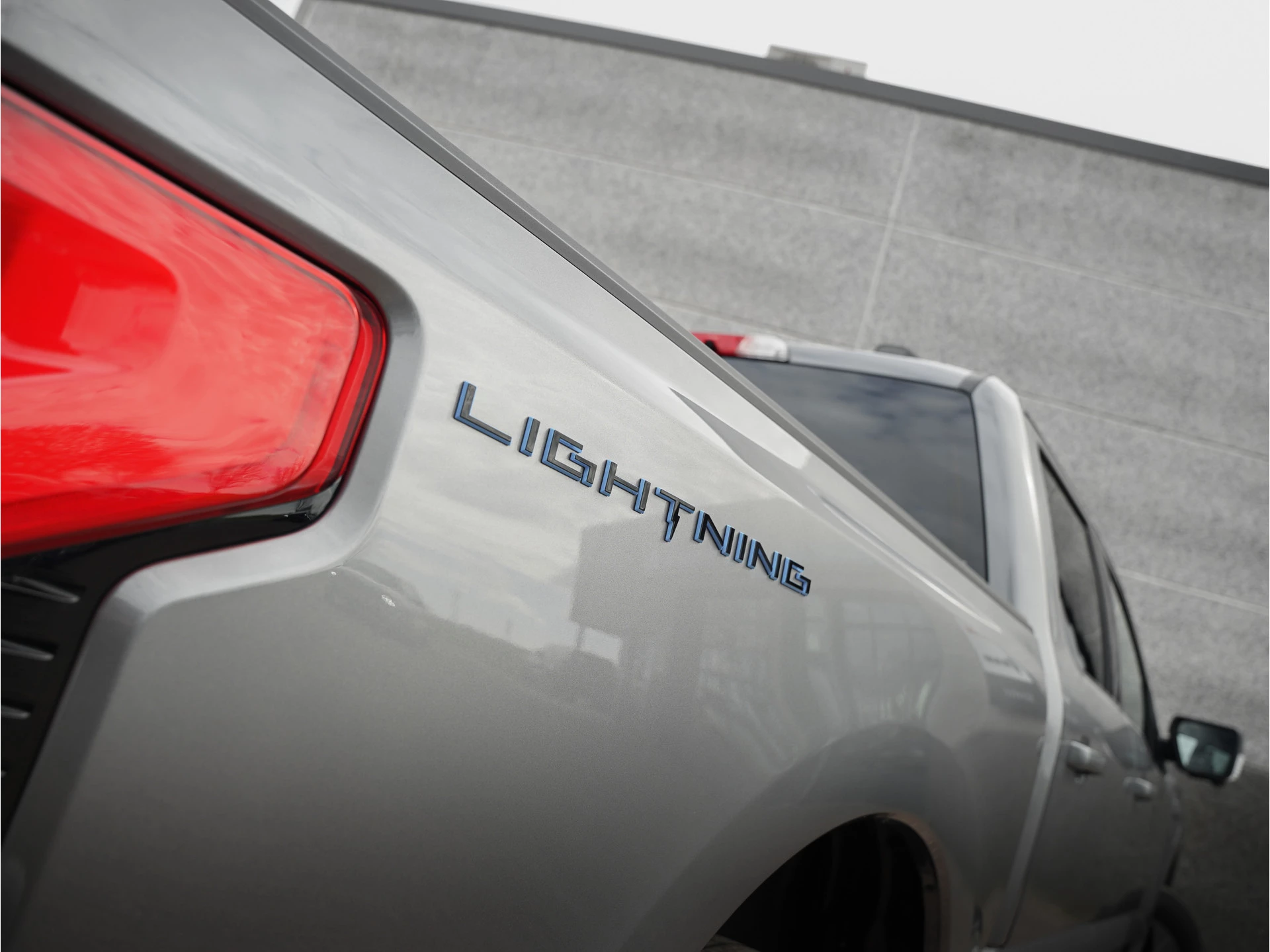 Ford F-150 2023 - Lightning Lariat Standard Range Bild 30