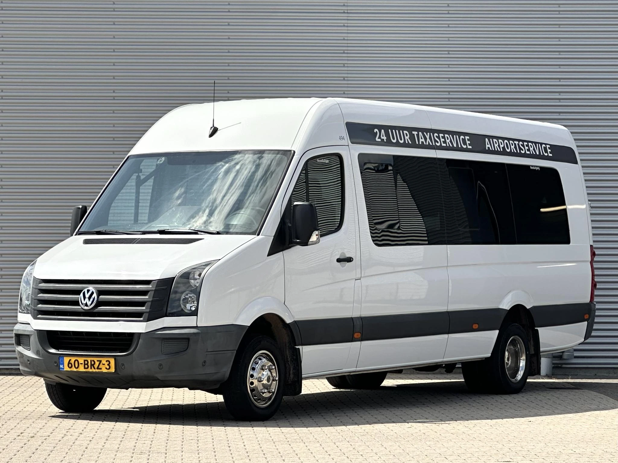 Volkswagen Crafter 2015 - 35 2.0 TDI L4H2 image 1