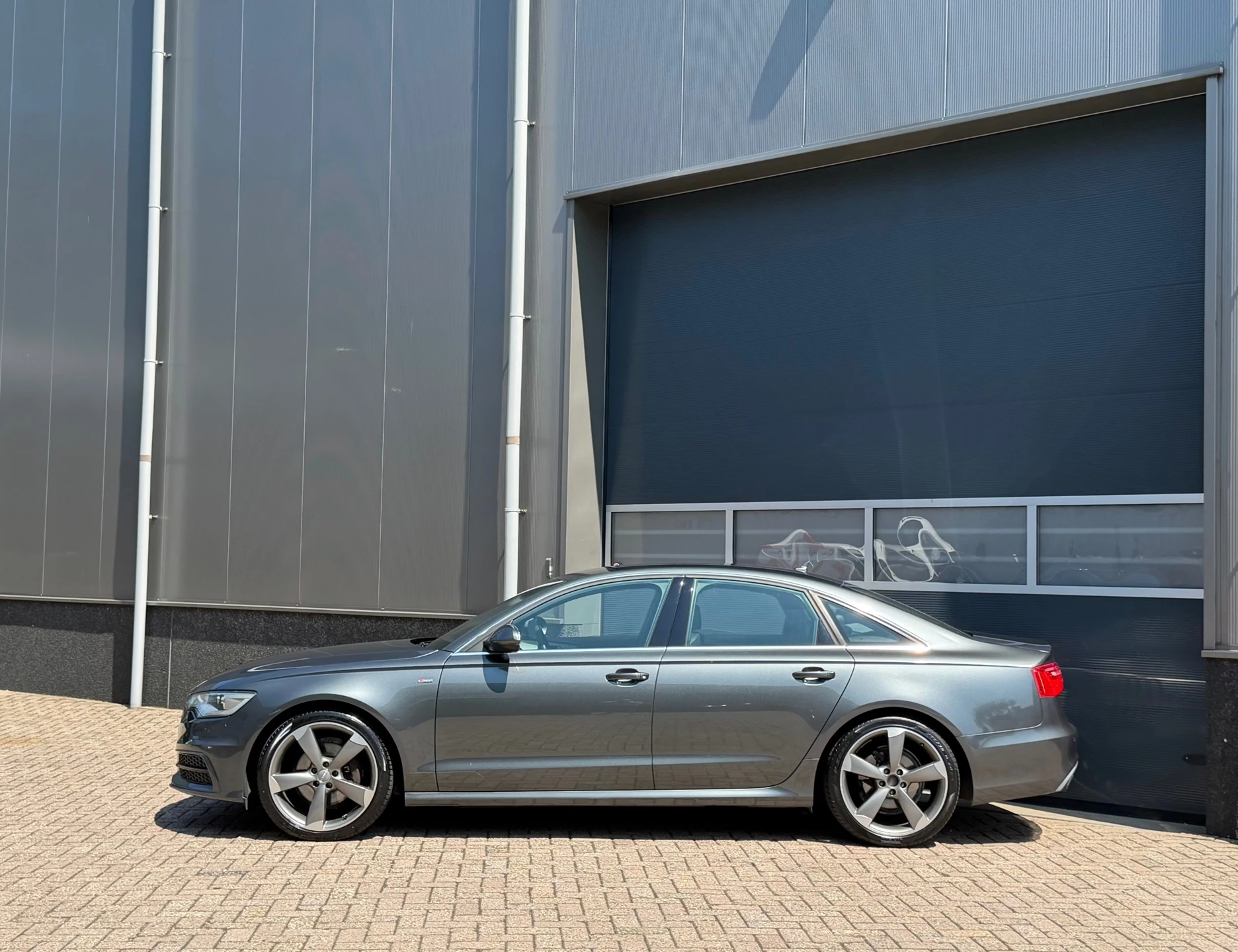 Audi A6 2013 - Limousine 2.0 TFSI S edition bj.2013 Autom|Navi|Leder|NL auto|Nap. image 2