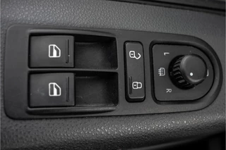 Volkswagen Transporter 2013 - 2.0 TDI L2H1 | 140 PK | 5-Zits | Cruise | Airco | Trekhaak obrazek 24
