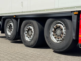 Schmitz Cargobull N/A 2016 - Iso Kasten Trailer / OV-Laadklep / 2x Lift-as / APK 04-2027 obrazek 13