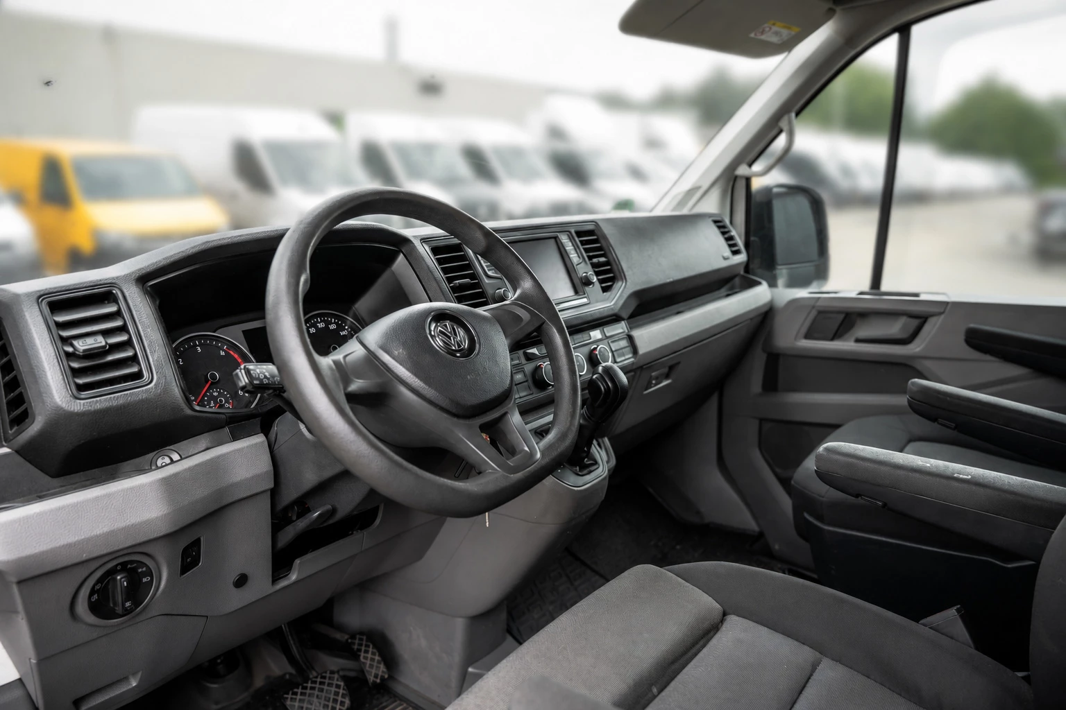 Volkswagen Crafter 2018 - 2.0 TDI FWD L5H3 | 177 PK | Motor Defect | Camera | Cruise | PDC | Airco immagine 10