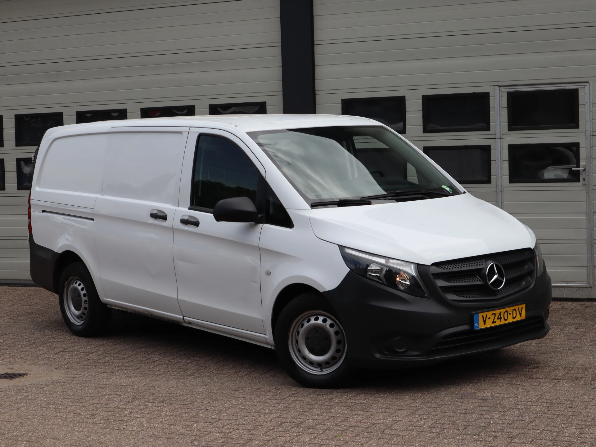 Mercedes-Benz Vito 2017 - 114 CDI Automaat Euro 6 - L2 Lang - Airco - Camera afbeelding 2