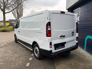 Renault Trafic 2023 - T30 L2H1 150PK AUTOMAAT RED EDITION afbeelding 2 miniatuur