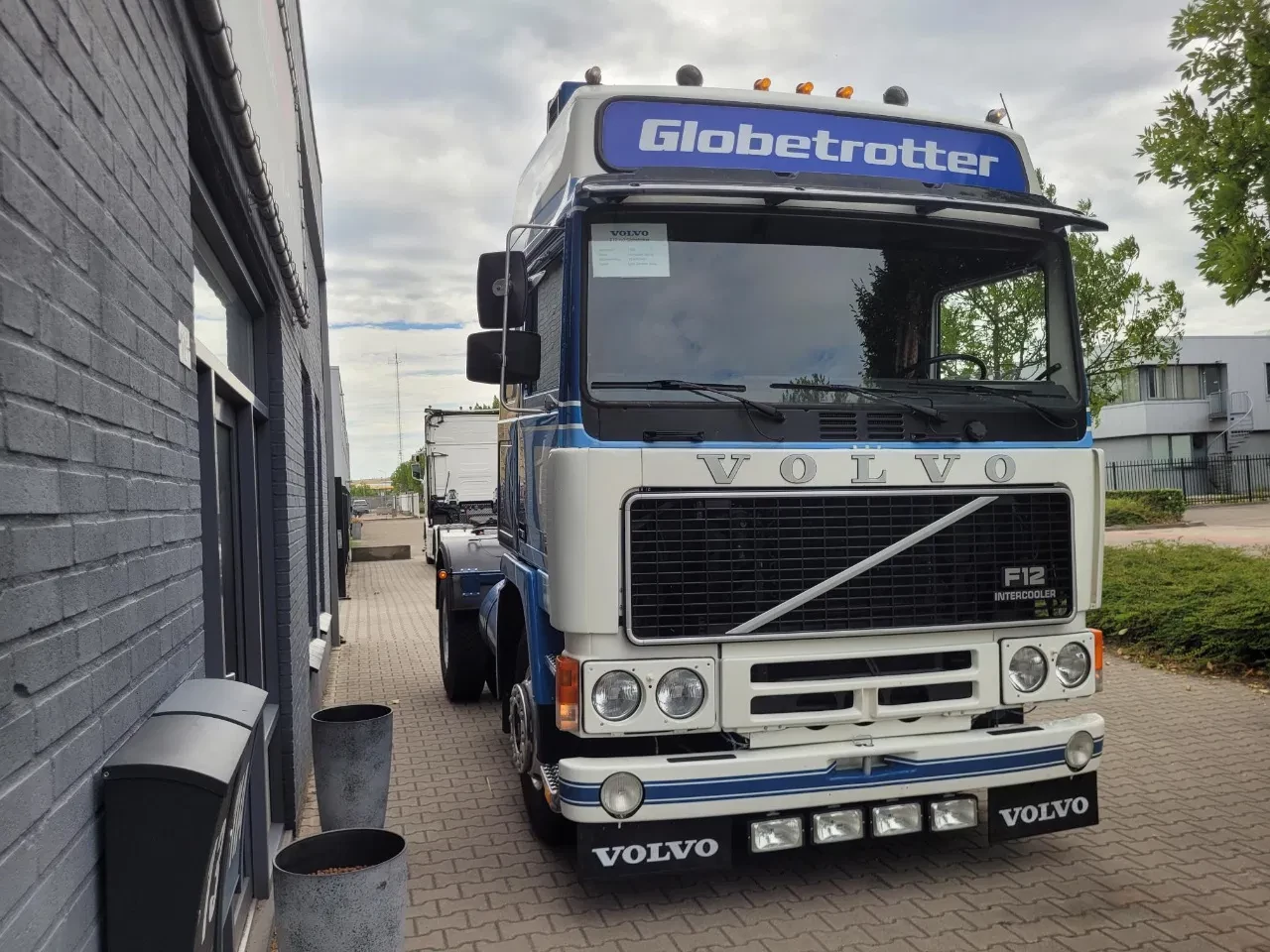 Volvo F 12 1982 - 4X2 Globetrotter original low km imagem 5