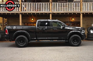 Dodge Ram 2016 - 2500 limited 6.7L Cummins Black Edition obrazek 7