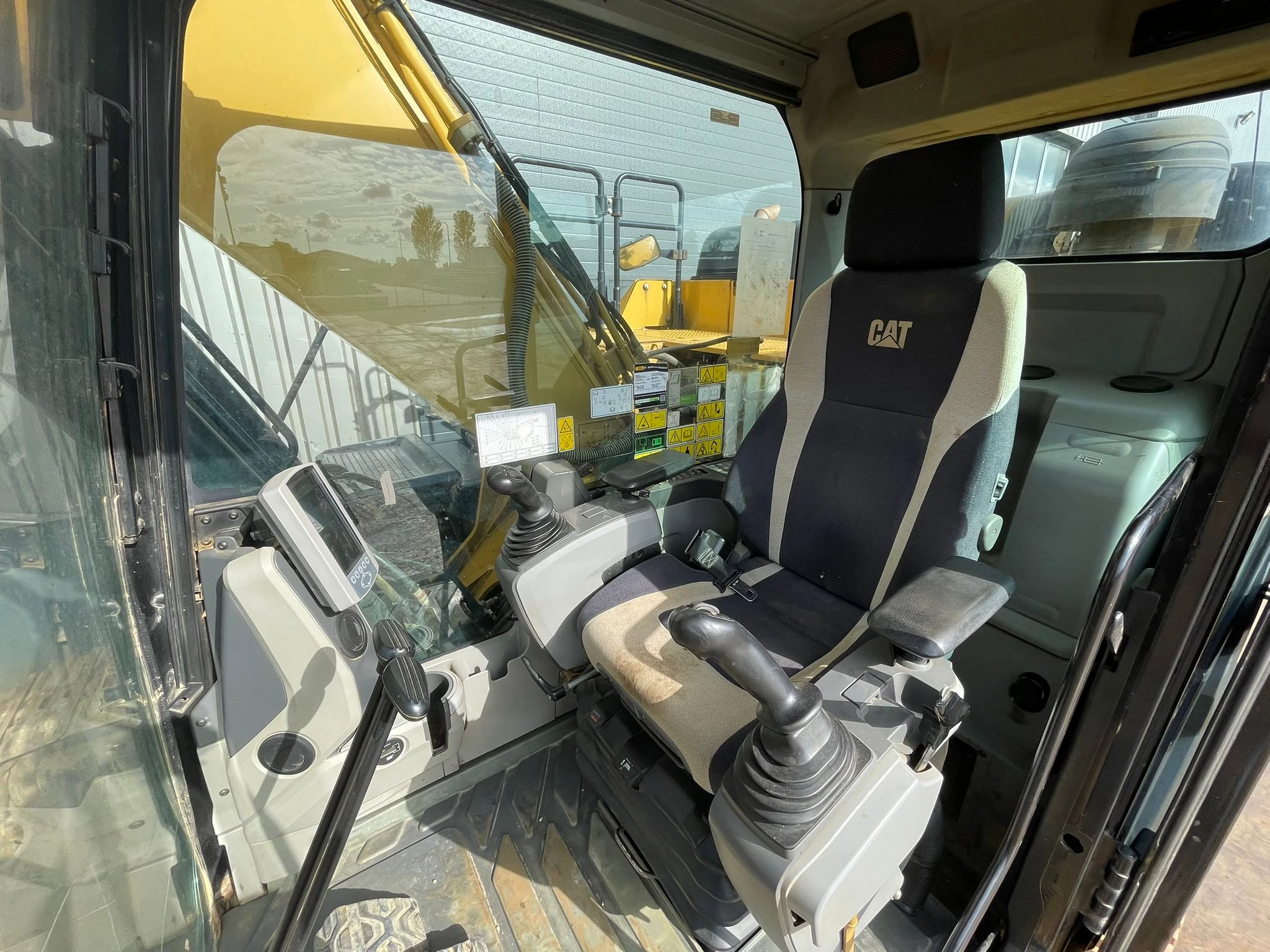 Caterpillar 324EL 2015 immagine 21