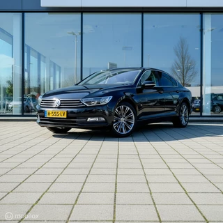 Volkswagen Passat 2015 - 1.8 TSI Highline DSG | Full Options | PANO zdjecie 4