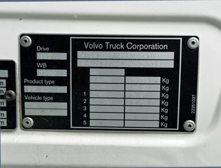 Volvo FM 410 2018 - EURO 6 VOL LUCHTGEVEERD 2XTANKS 106 CM SCHOTEL HOOGTE 345.000 KM IN SUPER CONDITIE zdjecie 26