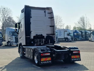 Volvo FH 2020 - 13.500 Globetrotter XL 4x2 - Low deck - I Save - I parkcool - Full air - Chassis cover obrazek 5