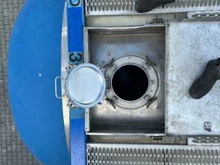UBH INTERNATIONAL N/A - 34.580L / 1-comp. / 4 BAFFLES / 20FT swapbody / T7 / EMKD / T11 / EMKD / ADR 5Y + CSC-inspection: 06/2028 immagine 16