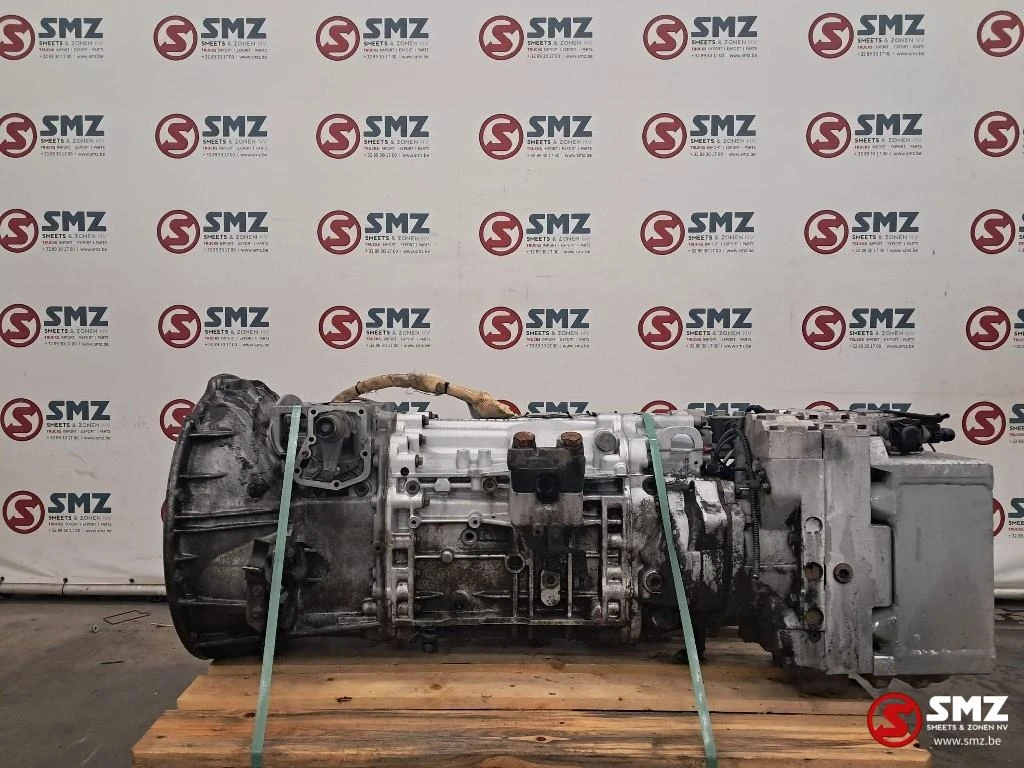 Mercedes-Benz 1999 - Occ versnellingsbak G210-16 + retarder R115 Voith afbeelding 1