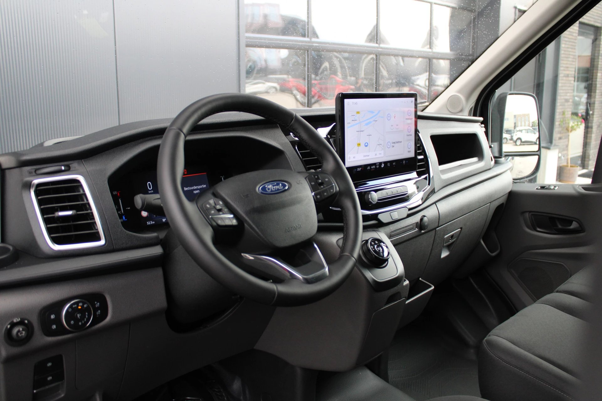 Ford Transit 2024 - 350 2.0 TDCI L2H2 Limited 165pk - Adaptive Cruise - Xenon - Navi - Blind Spot - 360 camera - Rijklaar obrázek 2