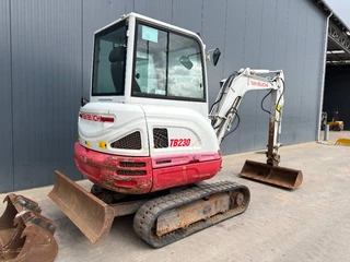 Takeuchi N/A 2017 - TB230 zdjecie 46