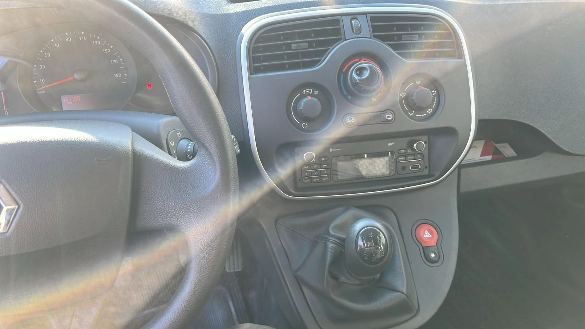 Renault Kangoo 2016 image 11