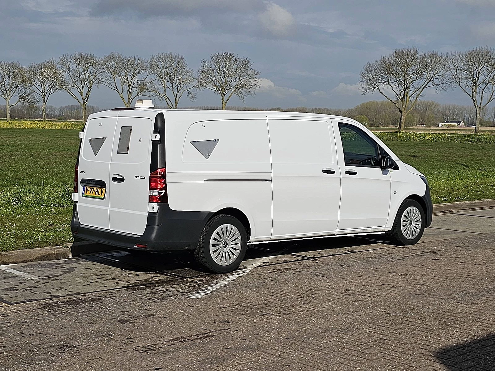 Mercedes-Benz Vito 2024 - 110 Bild 3