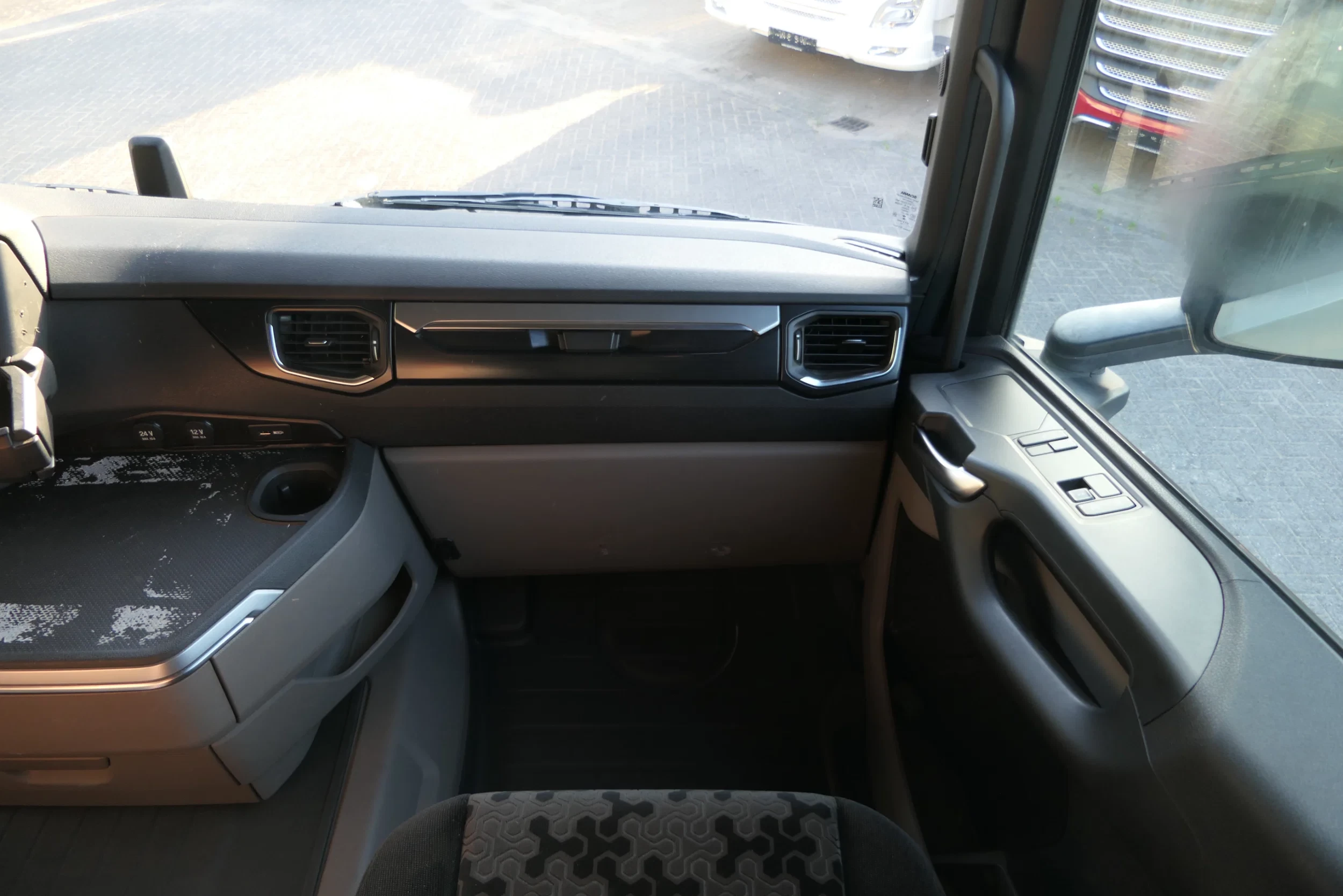 Scania R 2021 - R450 NGS | Hydraulic | Retarder | 695706Km | 2021 | Full Air | Alcoas | Smart Tacho 2 | Stand klima | Euro6-D | TUV/MOT/APK 04-2027 | German Truck afbeelding 42