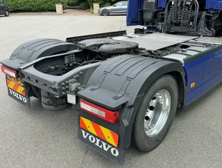 Volvo FH 2017 - 13.460 ONLY 661.000 KM FULL SPOILER 2X TANKS SMART TACHO GEN 2 HOLLAND-TRUCK image 16