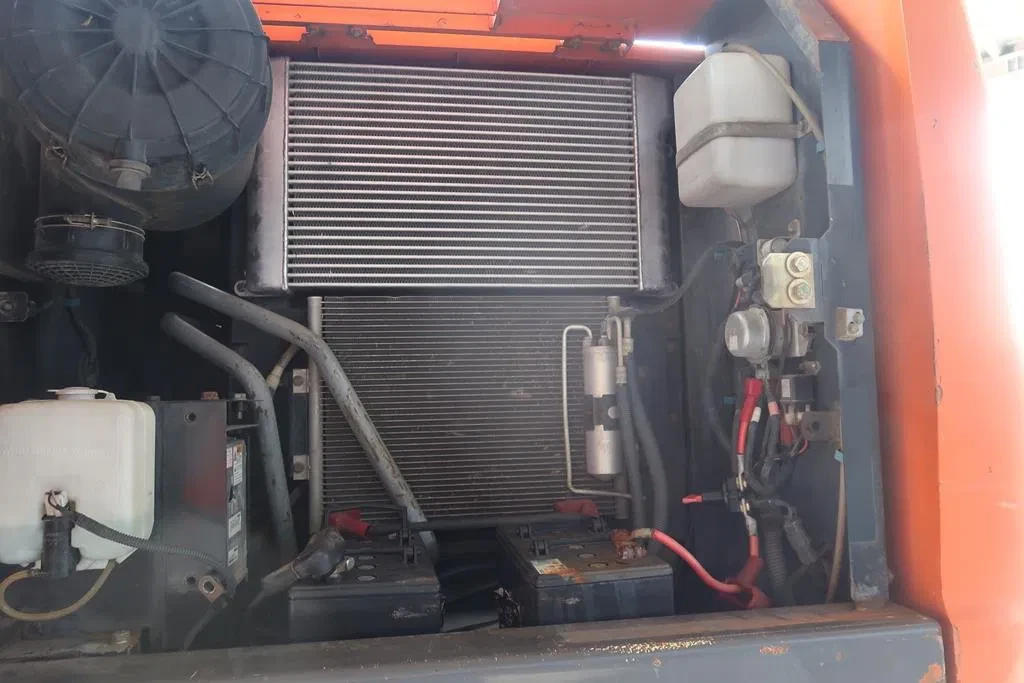 Hitachi 2009 - ZX140 W-3 afbeelding 13
