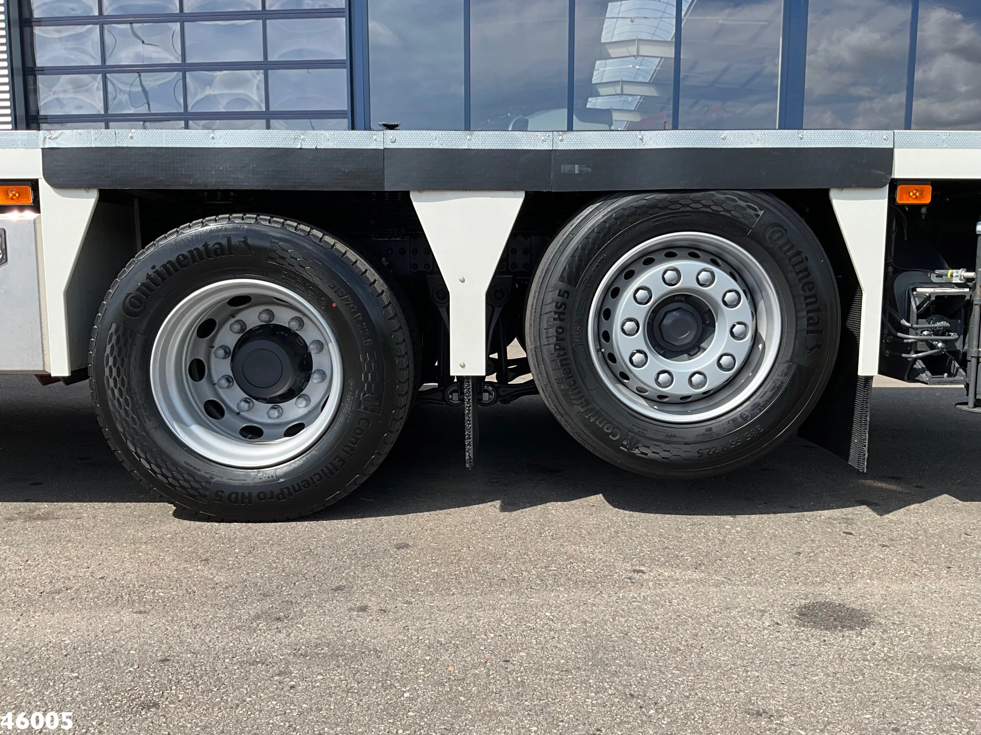 Volvo FH 2026 - 500 Euro 6 8x2 HMF 95 Tonmeter laadkraan + Fly-Jib NEW & UNUSED! imagen 12