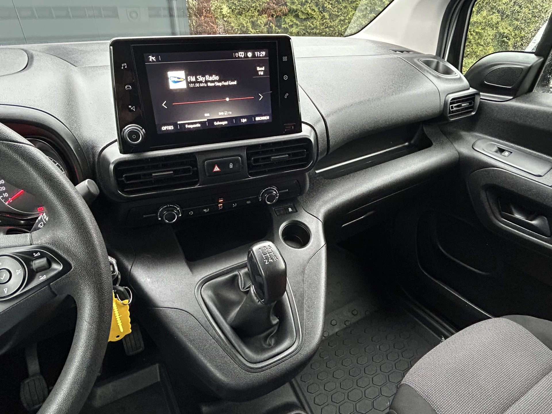 Opel Combo 2019 - 1.5D 102 PK / L2H1 / 1e EIG. / 85.411 KM !! / SORTIMO INRICHTING / AIRCO / CRUISE / NAVI / APPLE CARPLAY image 13