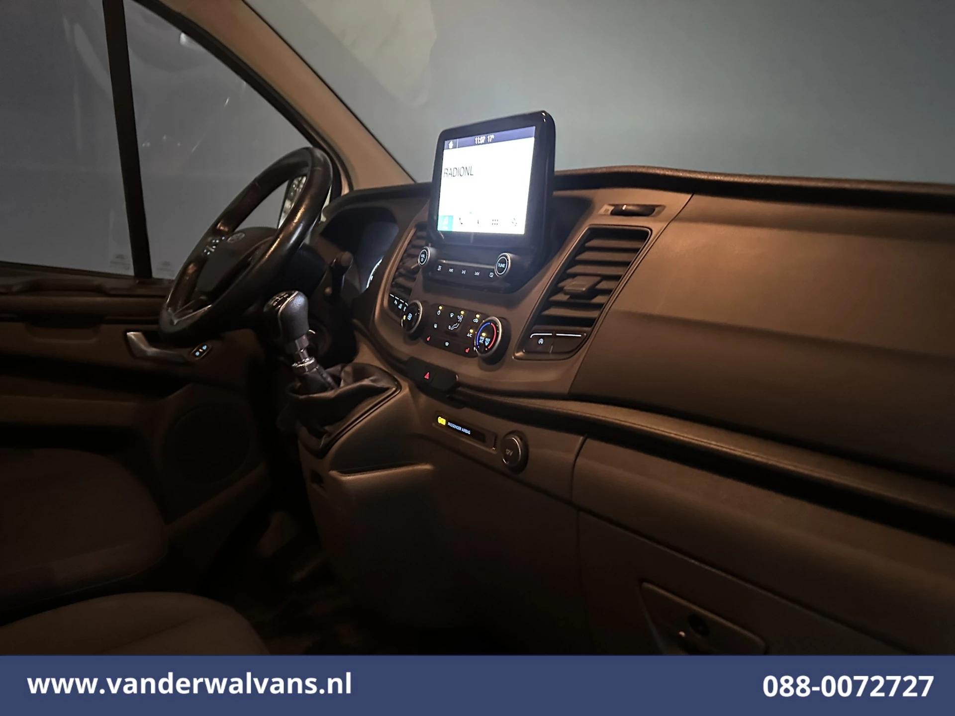 Ford Transit Custom 2020 - 2.0 TDCI L2H1 Euro6 Airco | Navigatie | Apple Carplay | Cruisecontrol | Stoelverwarming obrázek 14