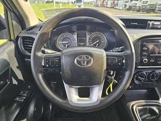 Toyota Hilux 2021 - HI-LUX 2.4 image 12