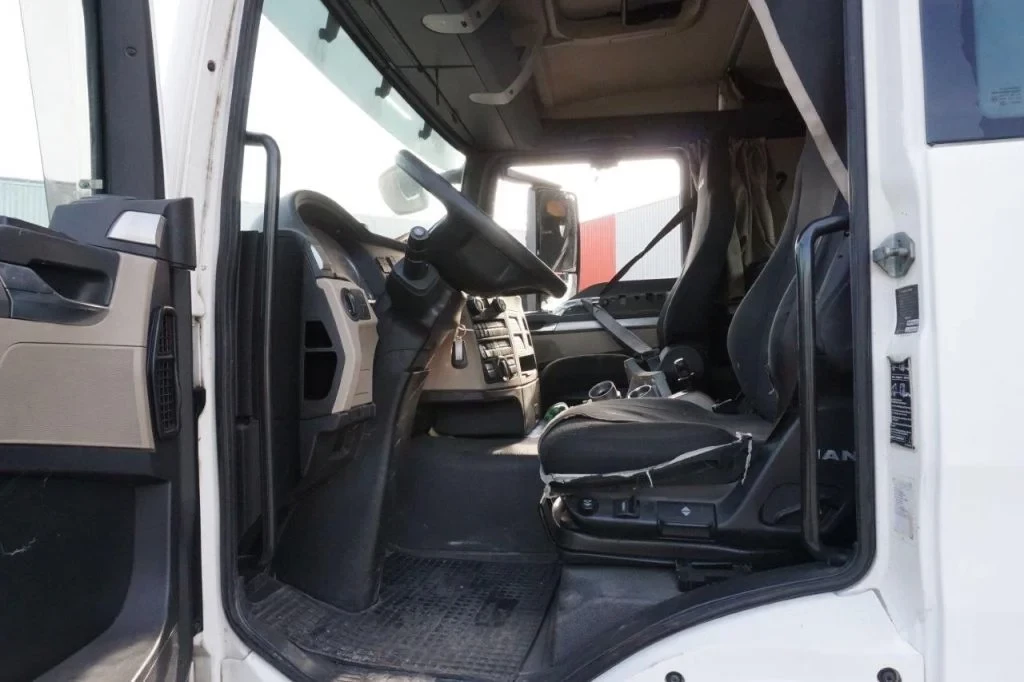MAN TGS 2019 - TGS18.500 / AUTOMATIC / RETARDER / LOW ROOF / FULL AIR / NO DOCUMENTS / EURO-6 / 2019 obrázek 14