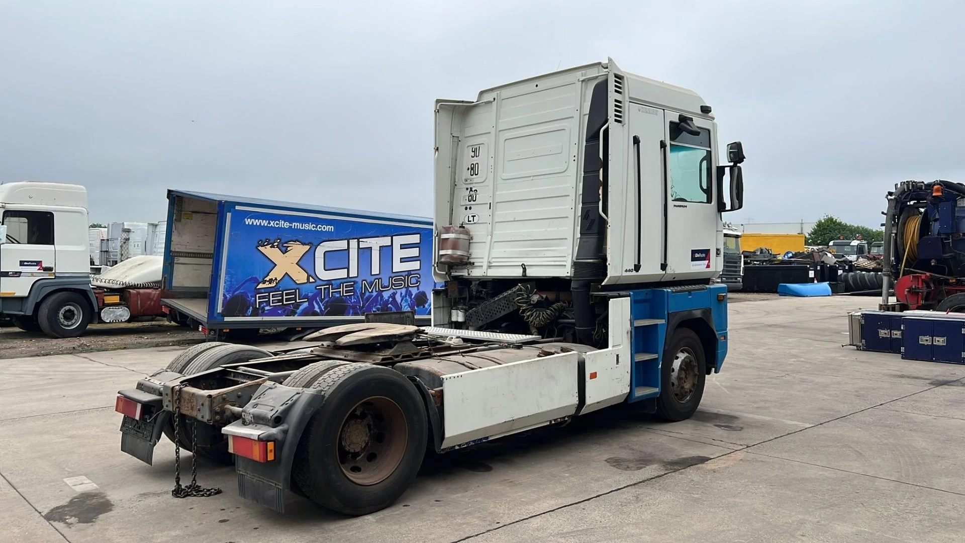 Renault AE 440 Magnum E-tech 2003 immagine 4