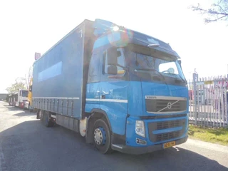 Volvo FH 2012 - 420 6X2 NL TRUCK image 3