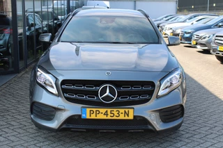 Mercedes-Benz GLA 2017 - 180 AUT7 Business Solution AMG COMAND CAMERA image 9