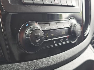 Mercedes-Benz Vito 2022 - 114 obrazek 11