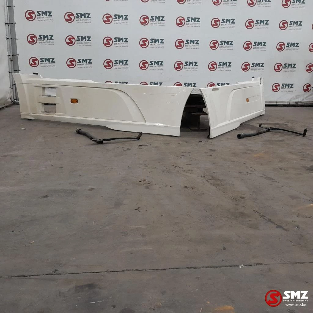 DAF 2016 - Occ set side skirts L/R DAF afbeelding 1